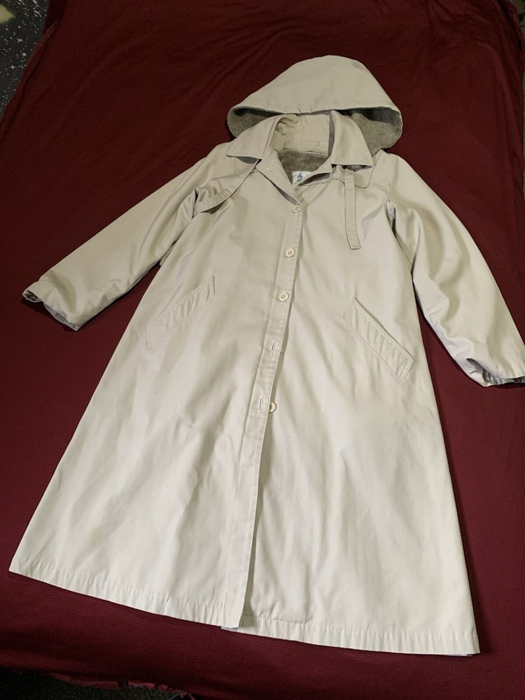 Vintage London Fog Ladies Trench Coat with Removable Liner Size 6 Petite