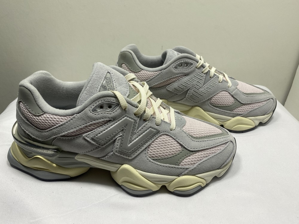 New Balance Unisex 9060 Lifestyle Sneakers Size W7.5/M6 Running Comfort Tennis