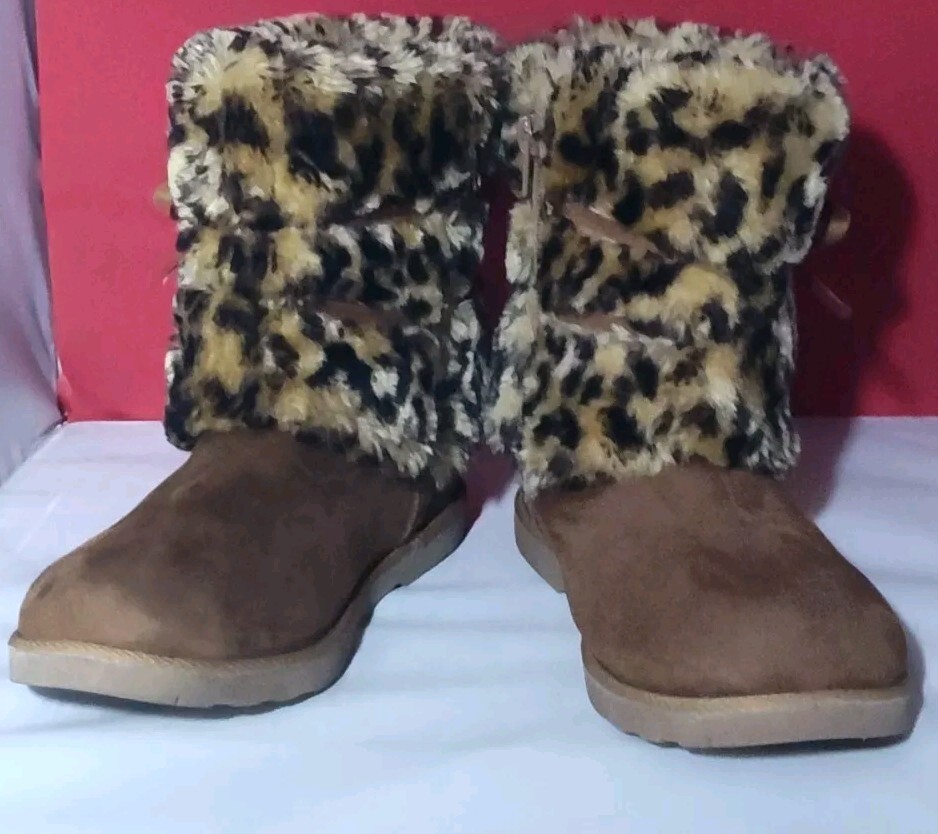 Makalu California Ani Women’s Boots Pull On, Leopard Faux Fur Lining Size 5 M