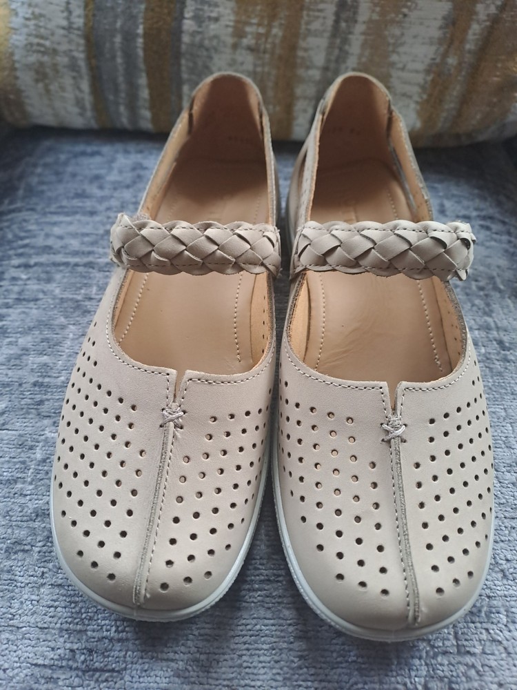 Hotter Quake II Extra Wide EEE woman's  Mary Jane shoes-Pale Grey-SIze UK(7) NEW