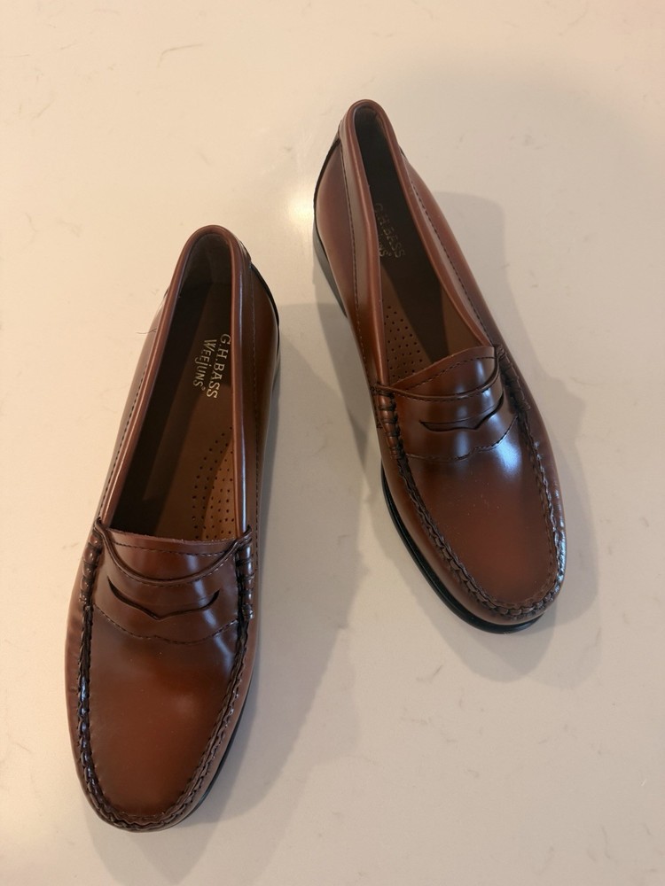 G.H bass Whitney Weejuns® Penny Loafer sz 8.5