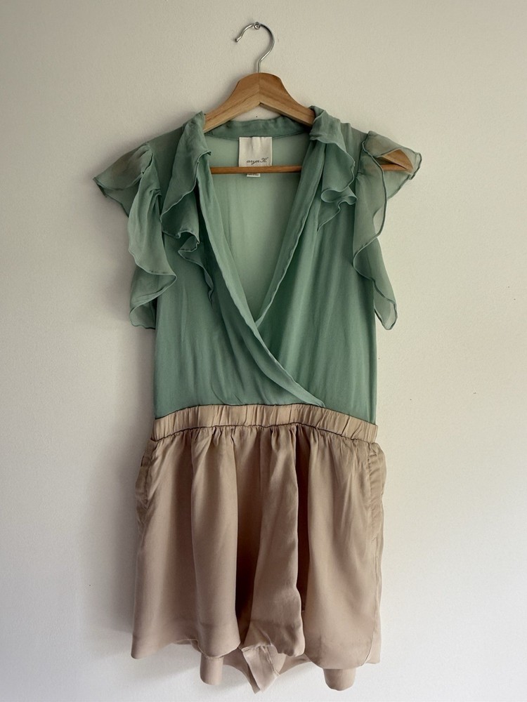 Aryn K 100% Silk Ruffle Romper Size S – Mint Green & Beige – Designer Summer