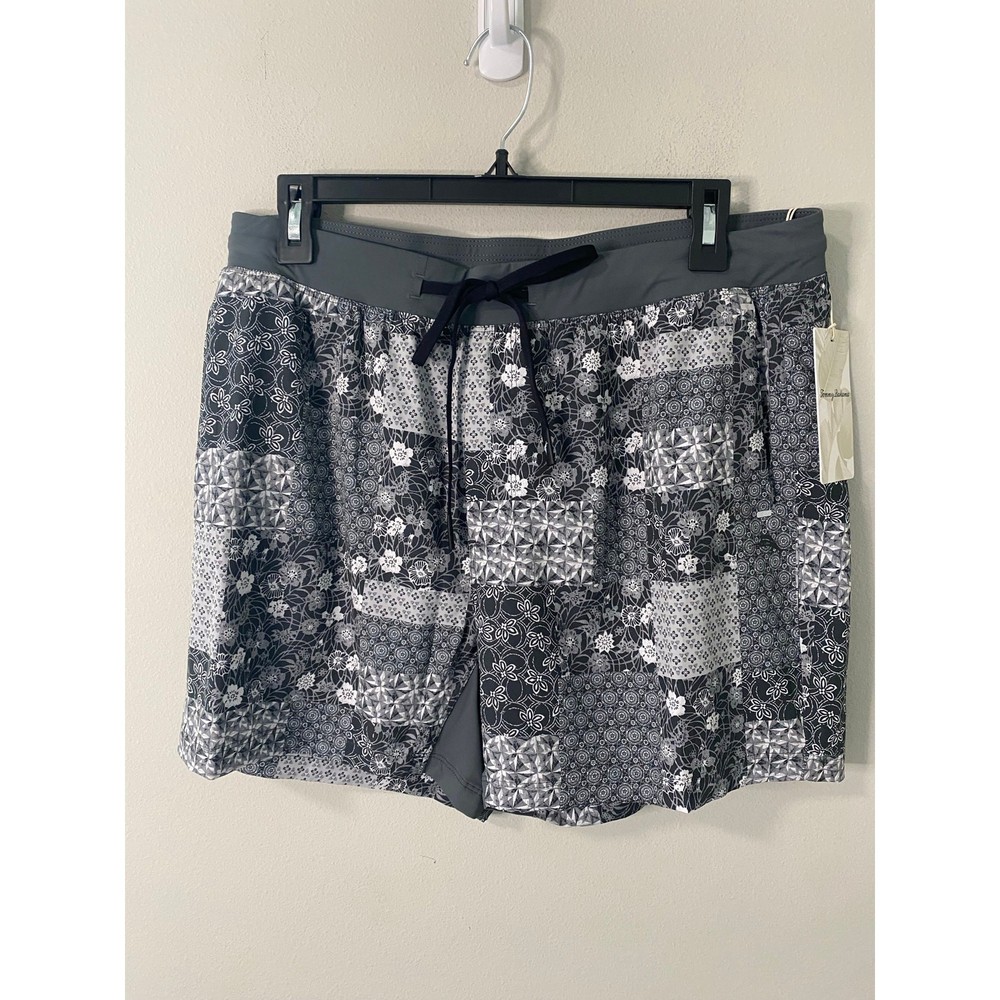 New Tommy Bahama Women's UPF Stretch Shorts, Size Large