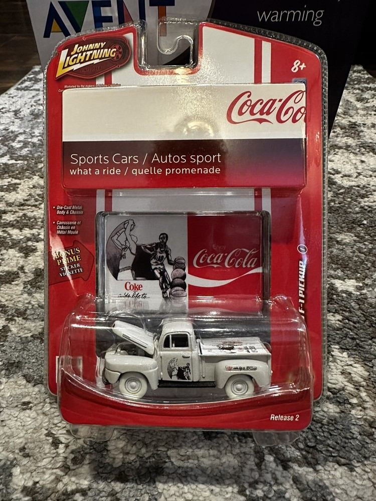 COCA-COLA/JOHNNY LIGHTNING WHITE LIGHTNING 50 FORD F-1 PICKUP R2 #1