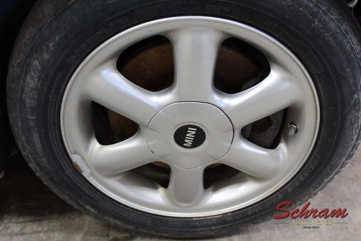 15x5.5 Alloy 6-Spoke Wheel w/ Lug Nuts Silver Fits 08-14 MINI Clubman 2042436