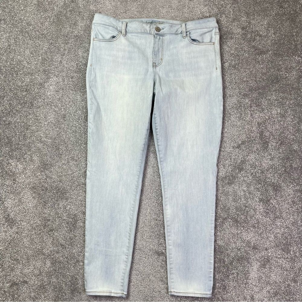 American Eagle Jeans Women's 16 Blue Jegging Skinny Mid-Rise Light Denim Stretch