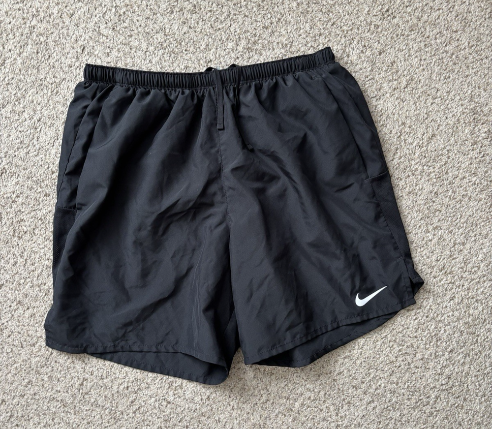 Nike Shorts Mens Size Large Black Challenger Lined 7