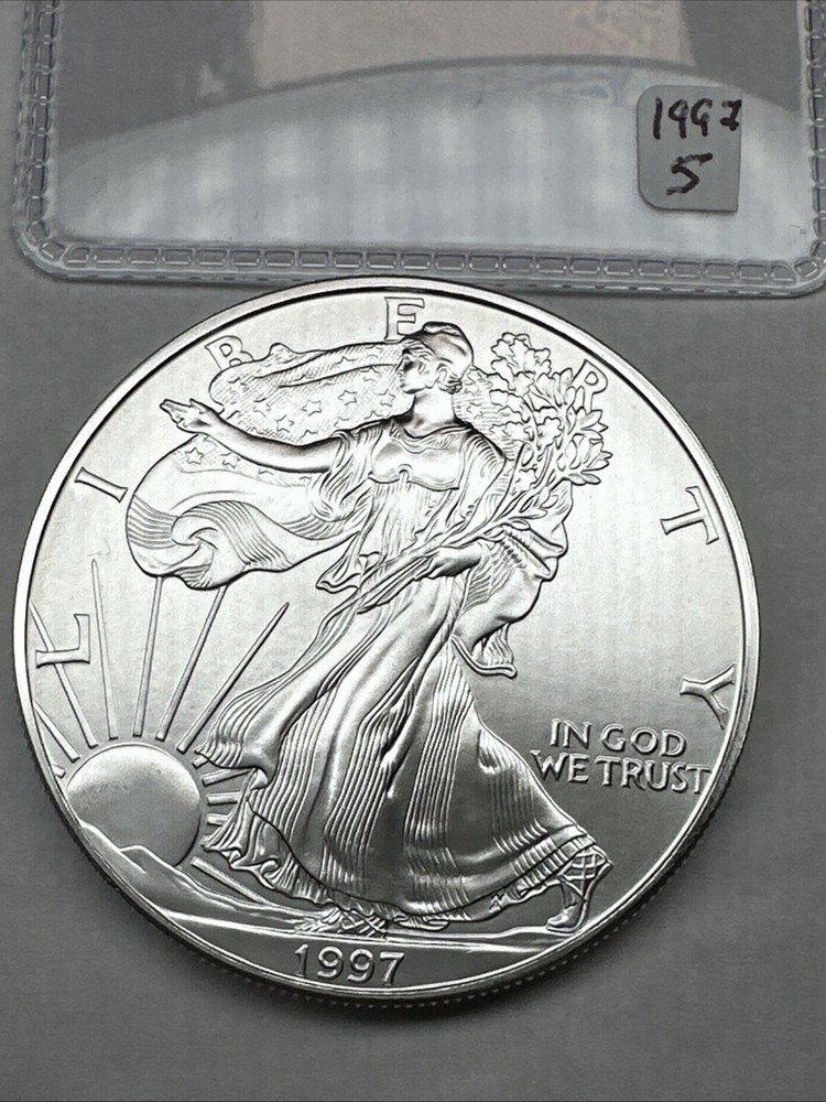 1997 Silver American Eagle. 1oz 0.999 Fine Silver. BU / Uncirculated Better Date
