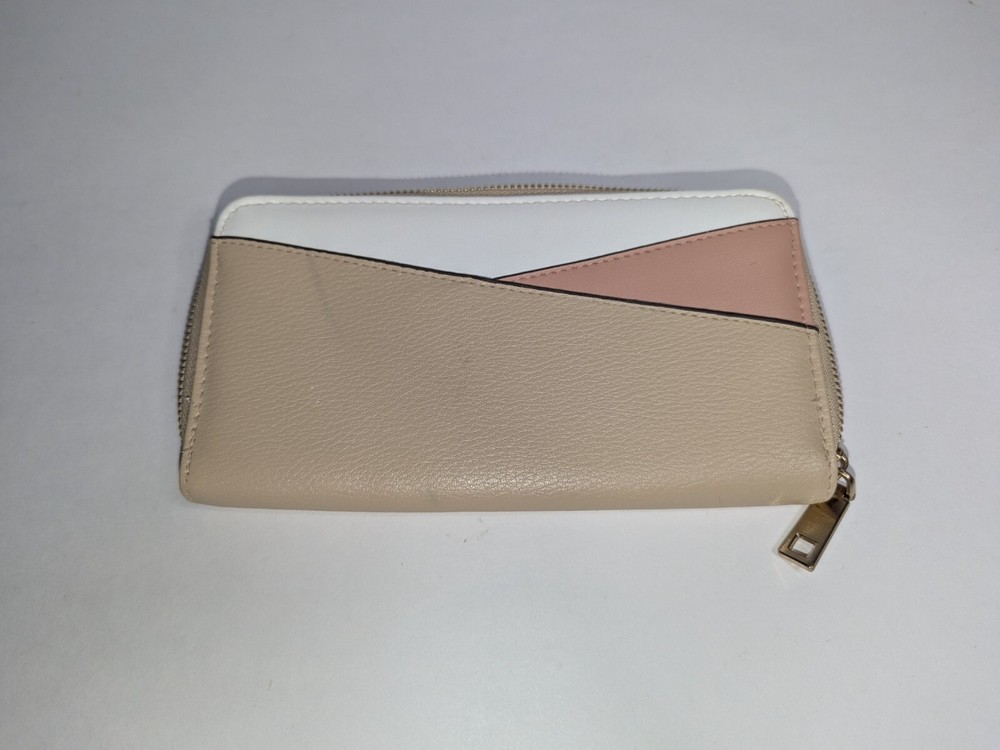 Mini Zipper Wallet Clutch in Beige Salmon & White