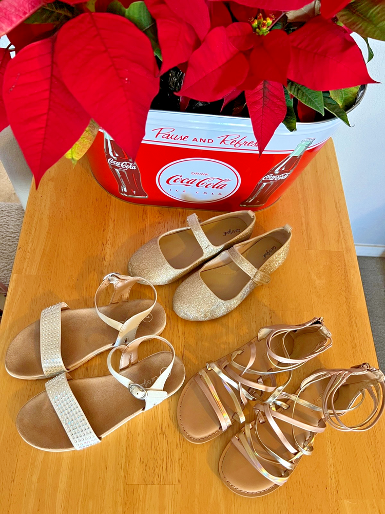 lot of 3 pairs of girls size 1 cat and jack dress sandals and ballet flats gold