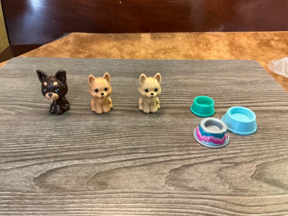 Mattel BarbieDoll Pet Dogs Dog Puppy & Accessory Set Lot # 4