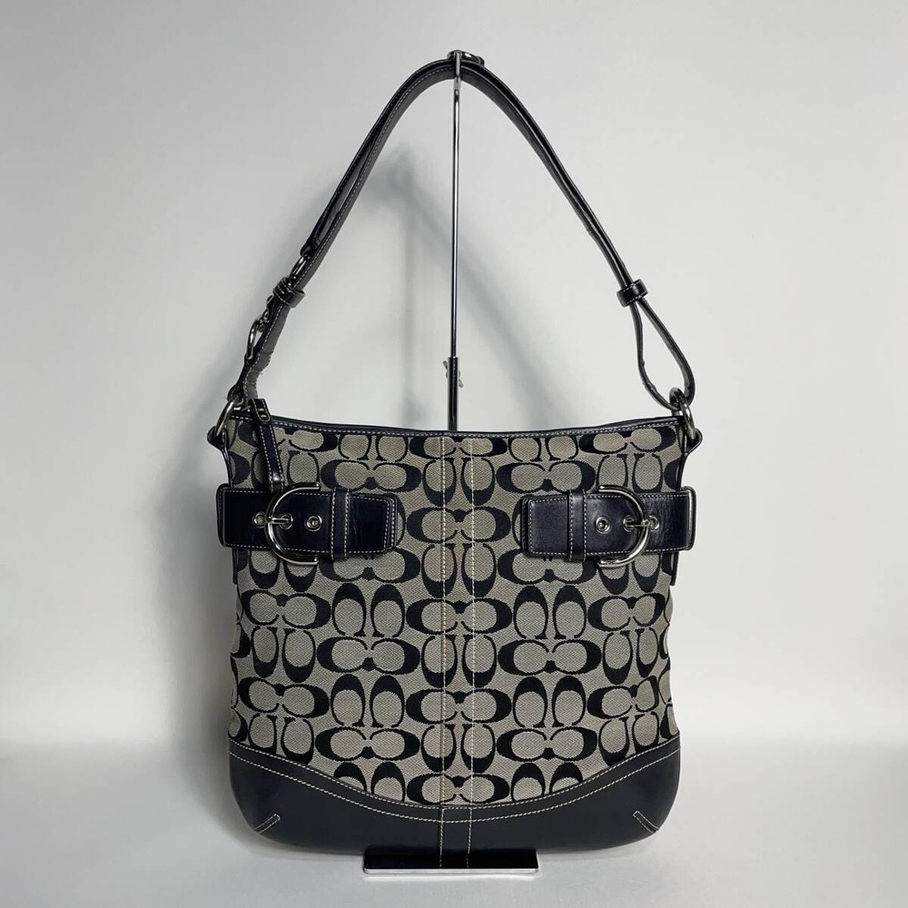 72B45 Coach Signature Shoulder Bag in Classic Black