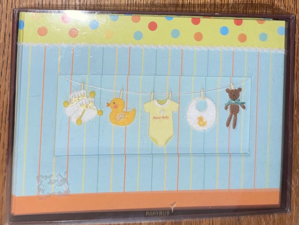 Jean Gift & Card Co PAPIRO BEBÉ PRIMER ÁLBUM DE MEMORIA LIBRO DE FOTOS EN CAJA DE GUARDERÍA-image