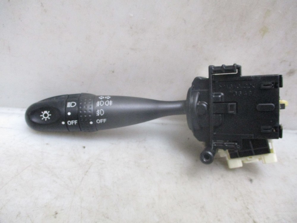 Convenient turn signal Toyota COROLLA VERS I 8414013010