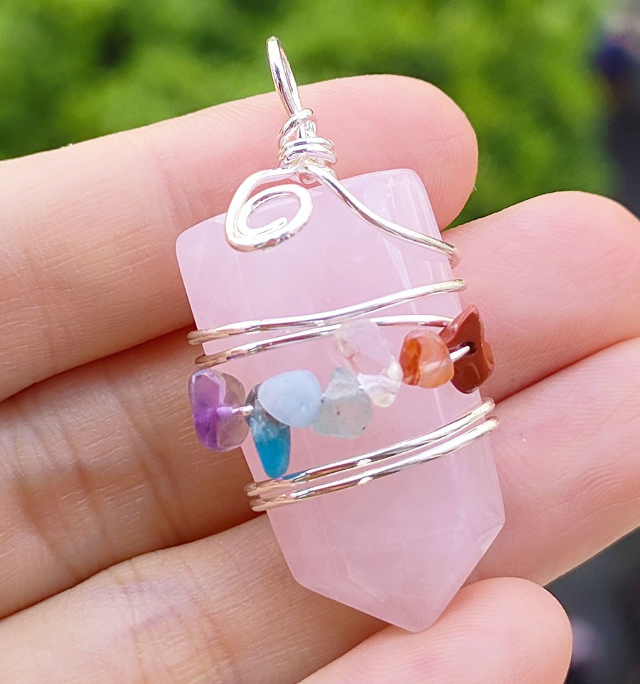 10pcs Natural Rose Quartz Handcraft Pendants 7 Chakra Healing Talisman Amulet