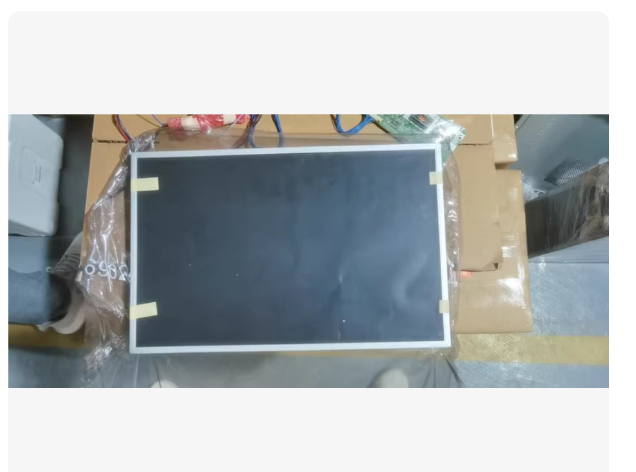 New In Box SAMSUNG LTM201U1-L01 LCD Screen Panel 20.1-