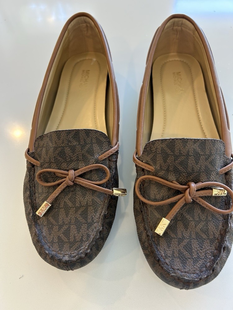 Michael Kors Women Moccasin MK Monogram Logo Loafer Flat Slip On Shoe size 7.5