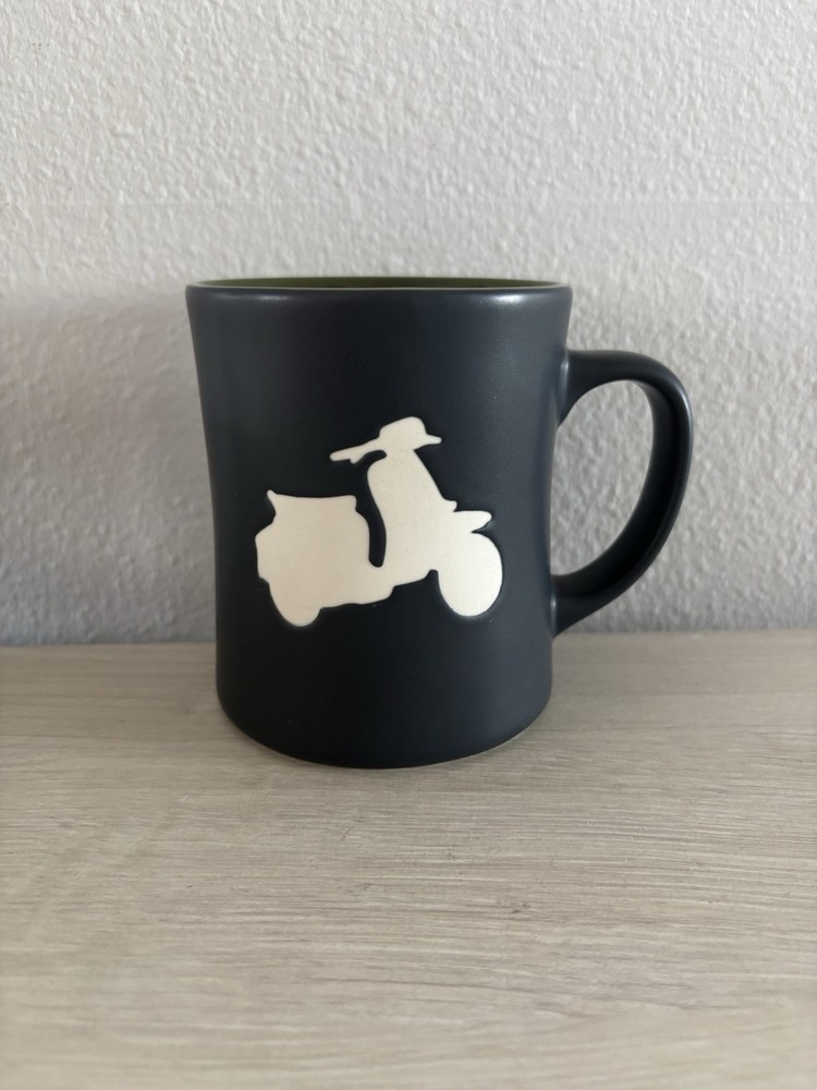 Starbucks 2011 Italian Roast Scooter Vespa Ceramic Mug Coffee Rare Matte Black