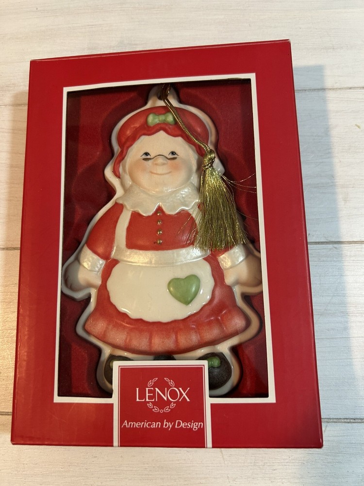 LENOX Mrs Claus Cookie Mold Ornament 6 Inch Christmas Tree Holiday Decor