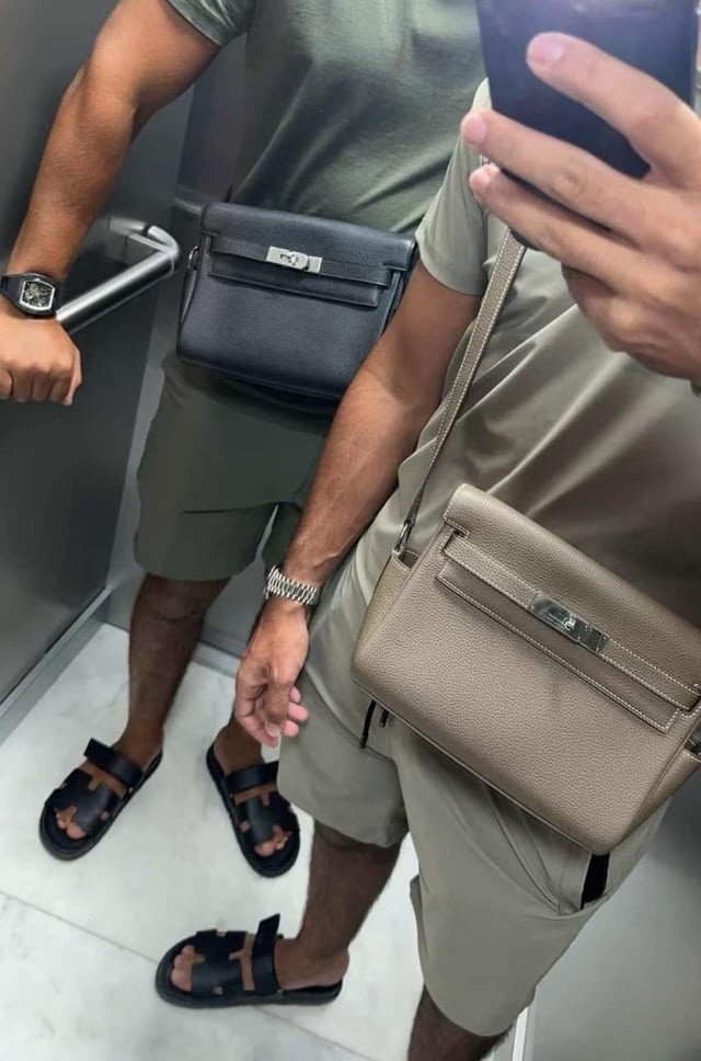 HERMES KELLY MESSENGER PM Grey Leather Crossbody Bag