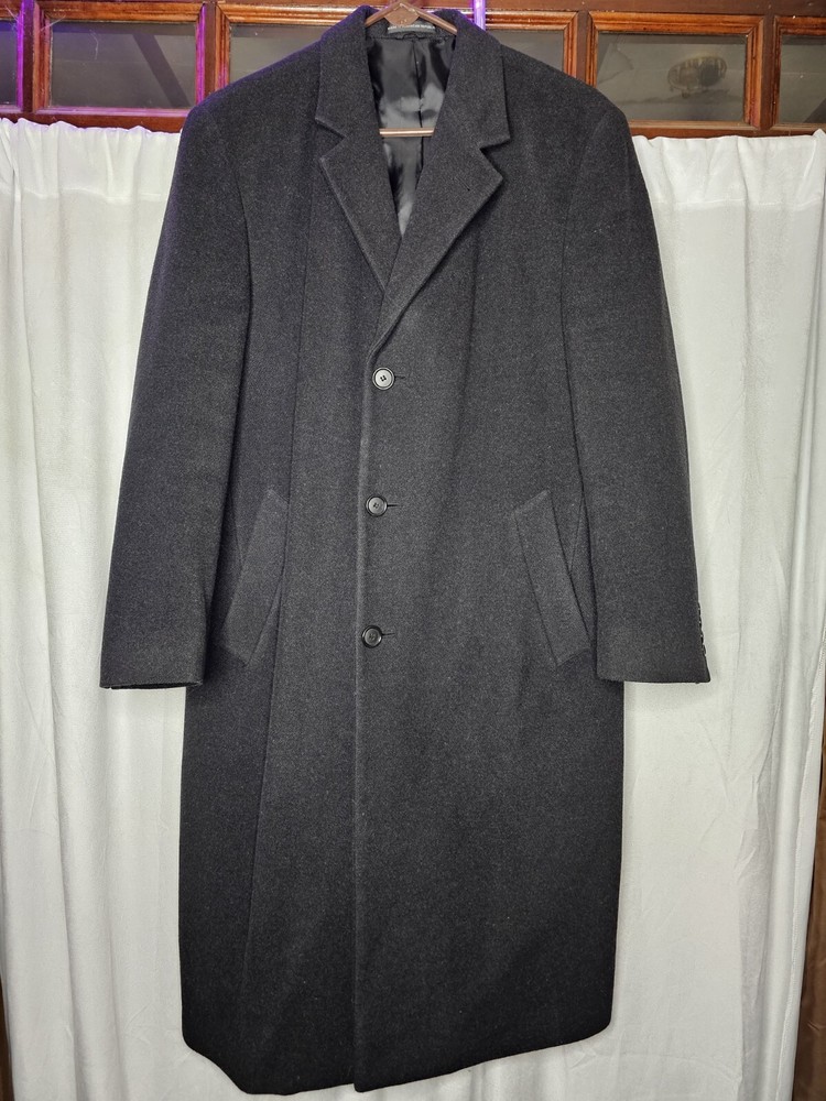 London Fog Men's Black Single-Breasted Size 42L Lined Overcoat