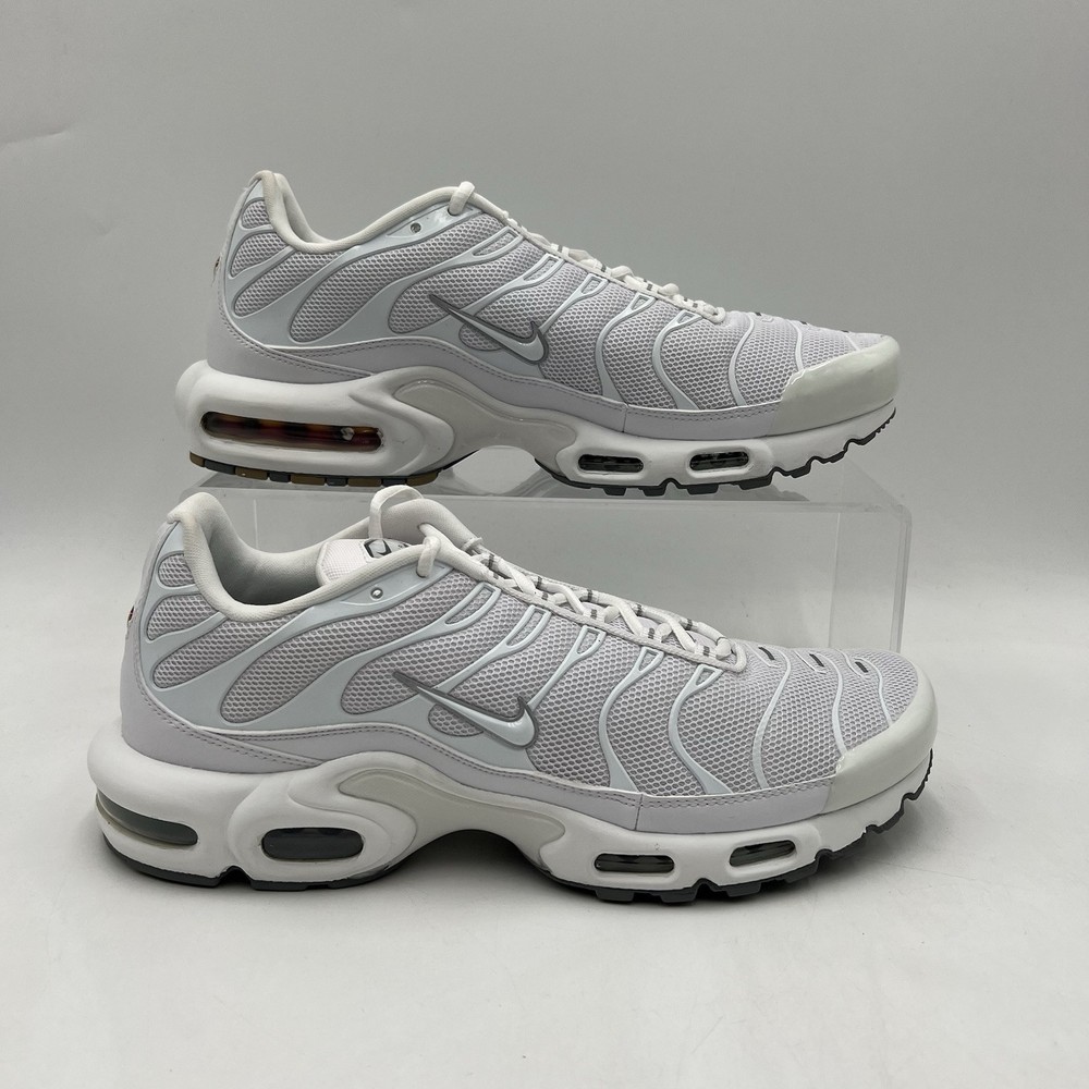 Nike Air Max Plus White in Size 11.5 - Men's Running Shoes