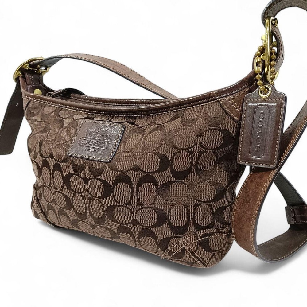 Coach Signature Canvas Shoulder Bag in Brown Style G060133