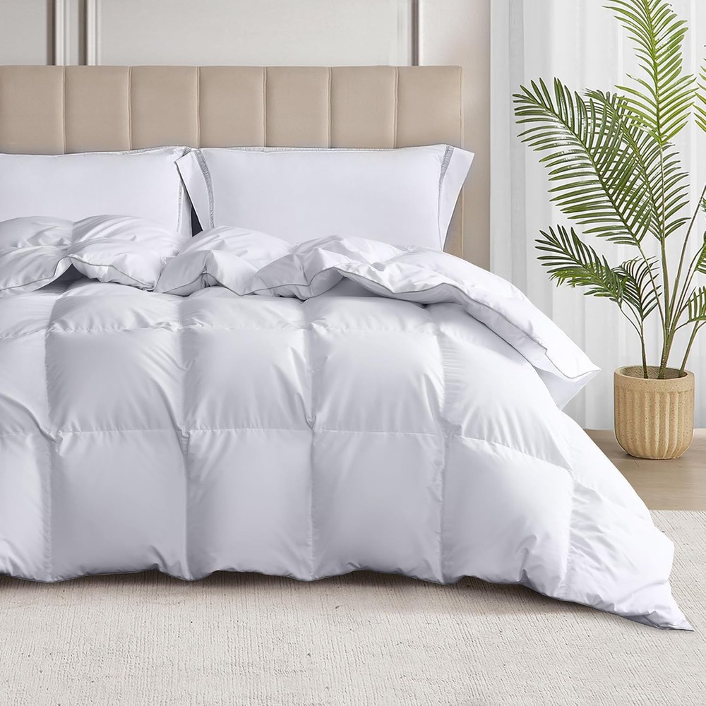 White Goose Down and Feather Comforter Queen Size - All Season Full/Queen