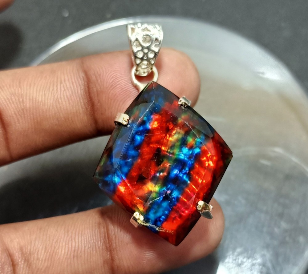 Certified 68.70 Ct Natural Ammolite 925 Silver Fancy Cut Pendant Loose Gemstone