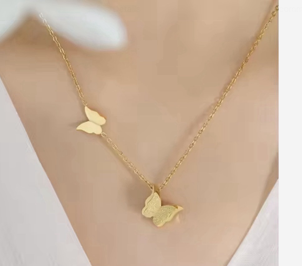 Gold Butterfly Charm Pendant Necklace Cable Chain Fashion Jewelry for Women