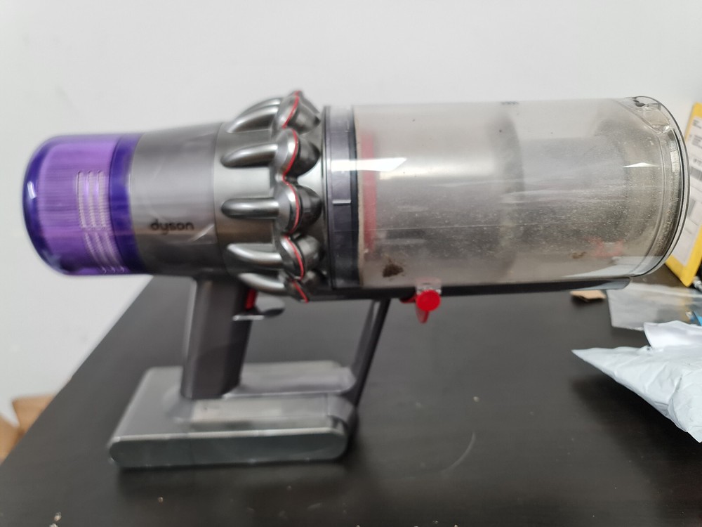 Dyson V11 Animal Vacuum Body with Battery Pack and Charger for Parts