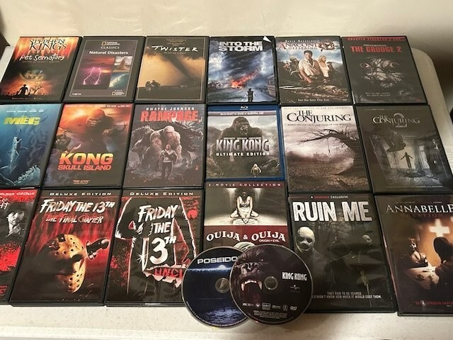 Sony DVD player with 20 horror thriller movies in great condition