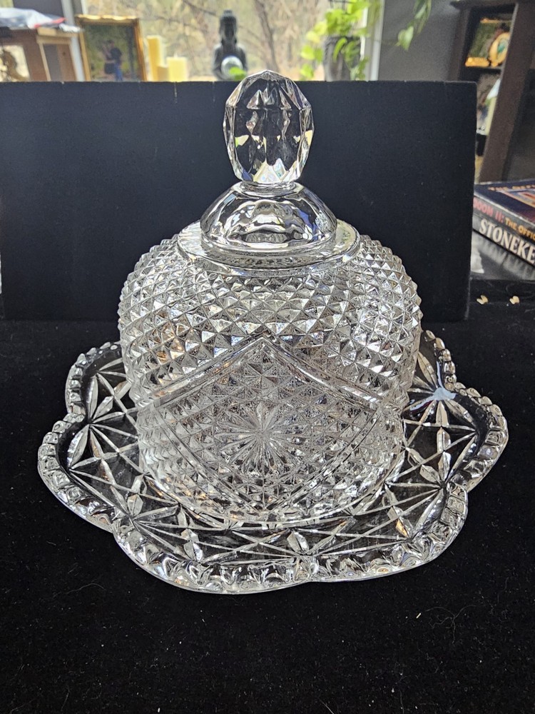 Avon by Fostoria Round Glass Butter or Cheese Dish Vintage '1973