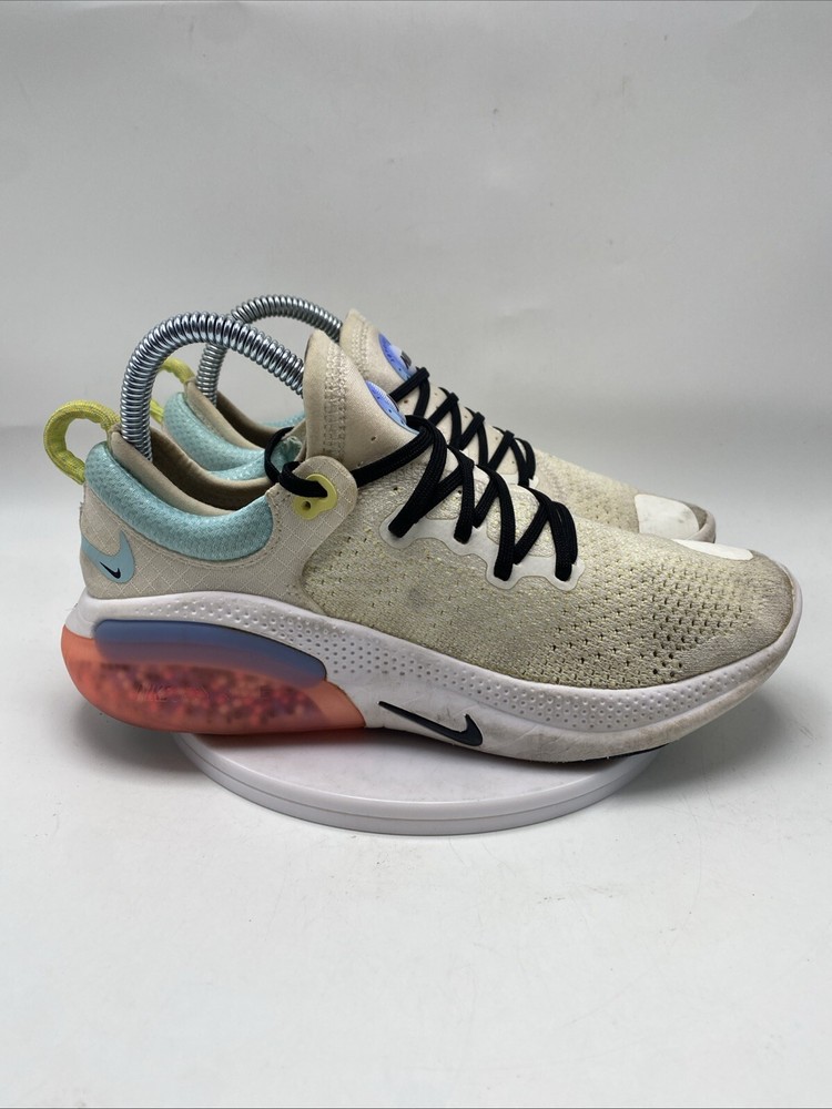 Nike Joyride Run Flyknit Women Size 7 Summit White Athletic Running Shoes 3713