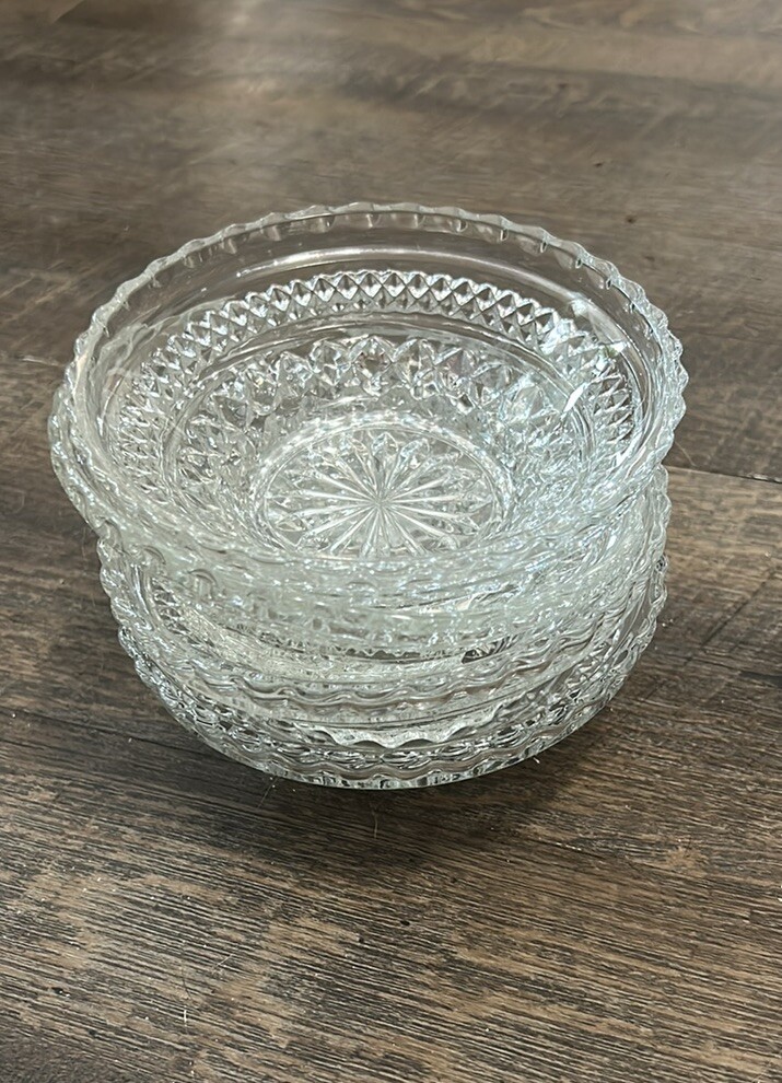 Anchor Hocking Wexford Diamond Pressed Glass Fruit Desert Bowls 5.25