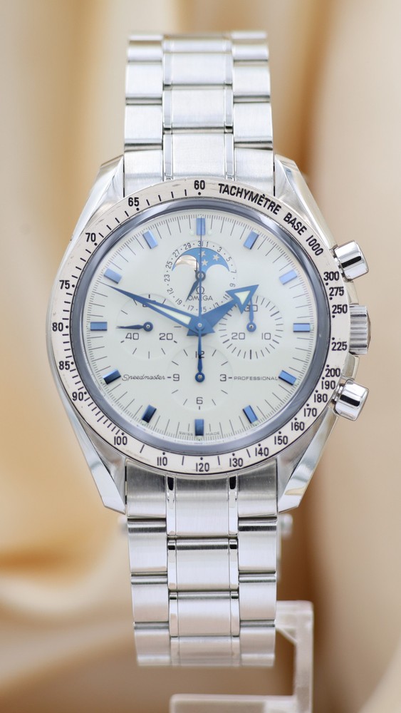 Omega Speedmaster Moonphase Professional Moonwatch 35752000