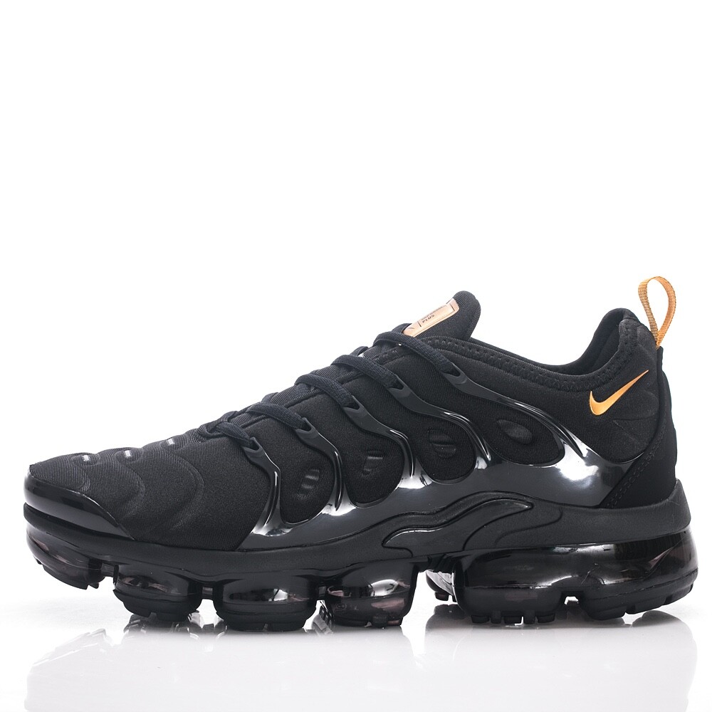 Nike Air VaporMax Plus Mens Running Shoes Black Gold