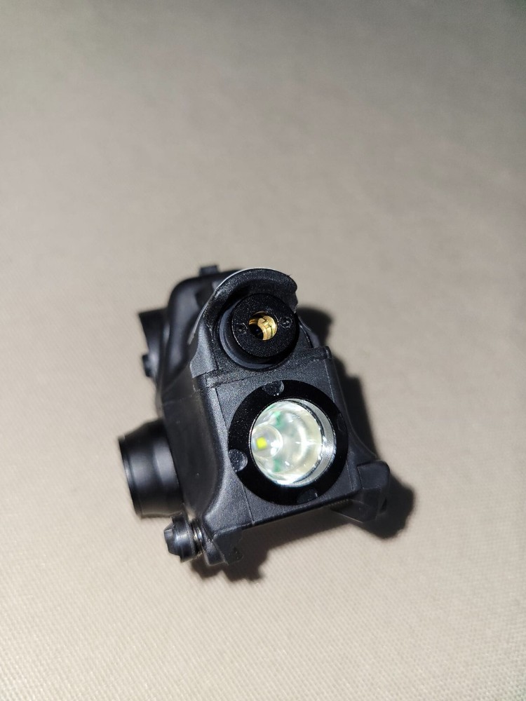 Pinty Laser with Flashlight Combo, Green Laser 80-100 Lumen LED Strobe Dot Sight