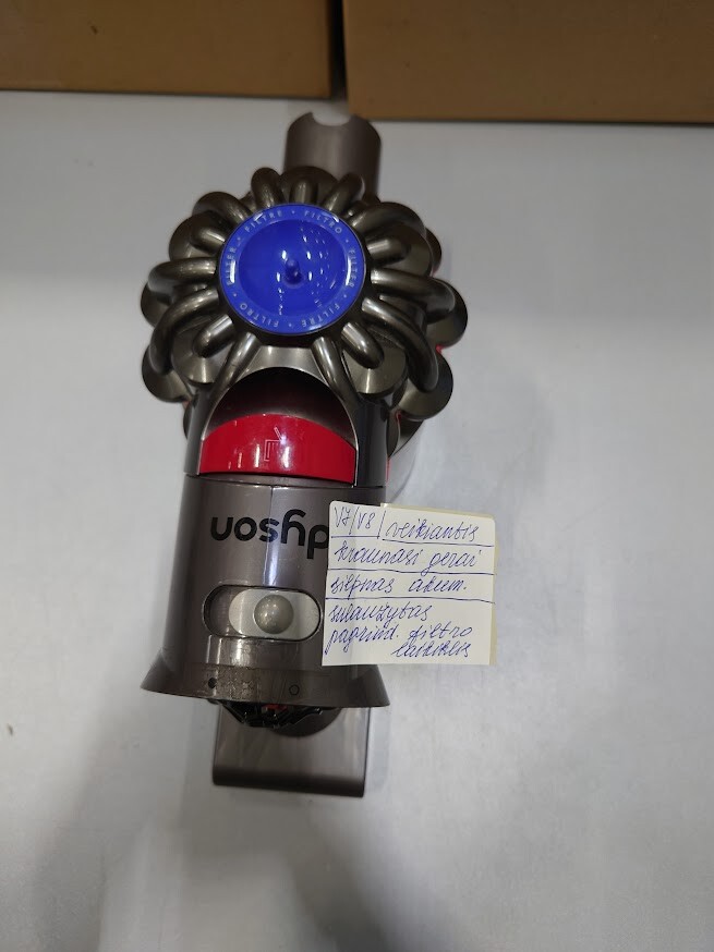 Dyson V7 V8 Vacuum Used Weak Battery Missing Filter Holder