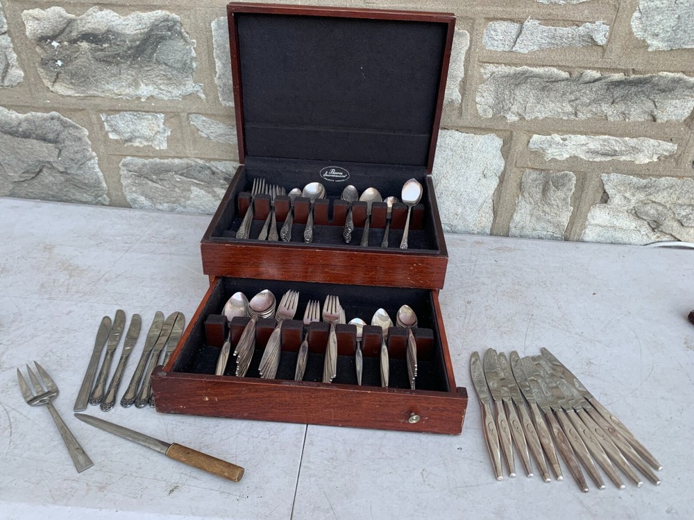 105 Pc 2 Sets Community Silverplate Silverware Flatware Knife Spoon Fork & Case