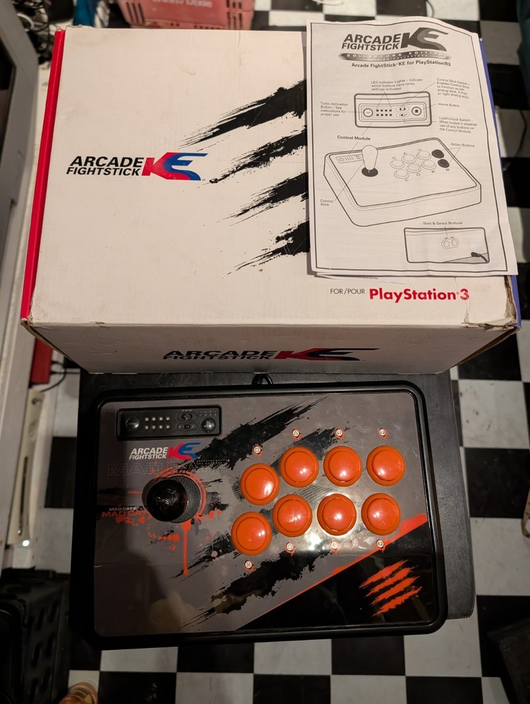 Mad Catz Arcade Stick Korean Edition PS3 with Box and manual