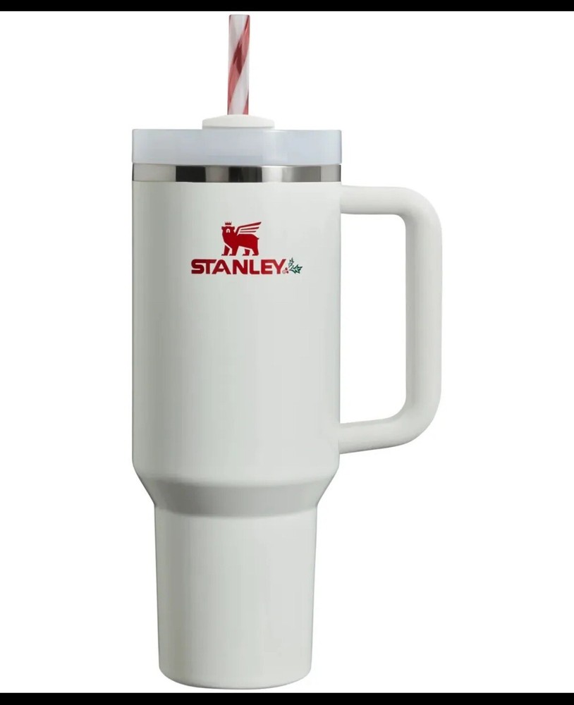 Stanley Cyber Monday Limited Edition Quencher Flowstate-Mistletoe Twist IN HAND-image