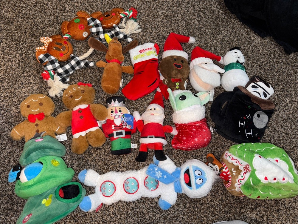 Christmas Dog Toys Lot Of 16