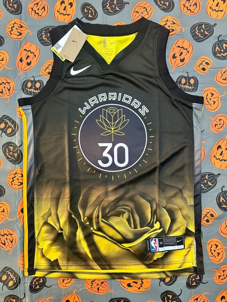Stephen Curry #30 Golden State Warriors Nike Swingman Jersey - Adult Size