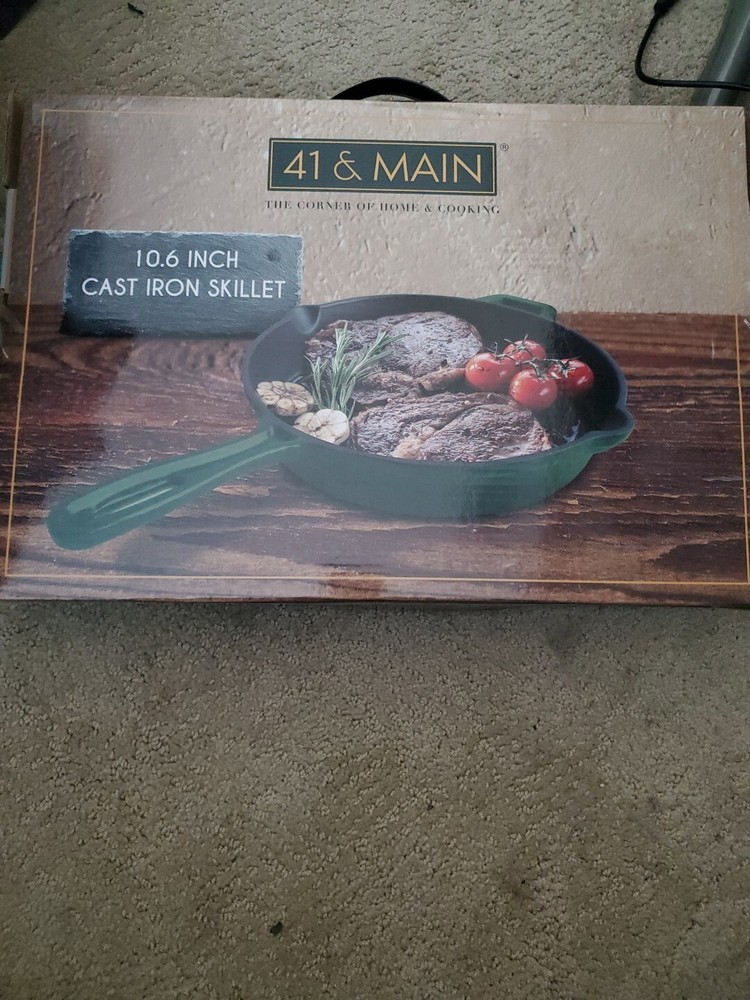 41 & Main 10.6 Inch Cast Iron Skillet