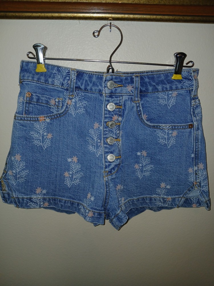 Pilcro Women's Denim Floral High Rise Shorts Size 4/27 Anthropologie Button Up