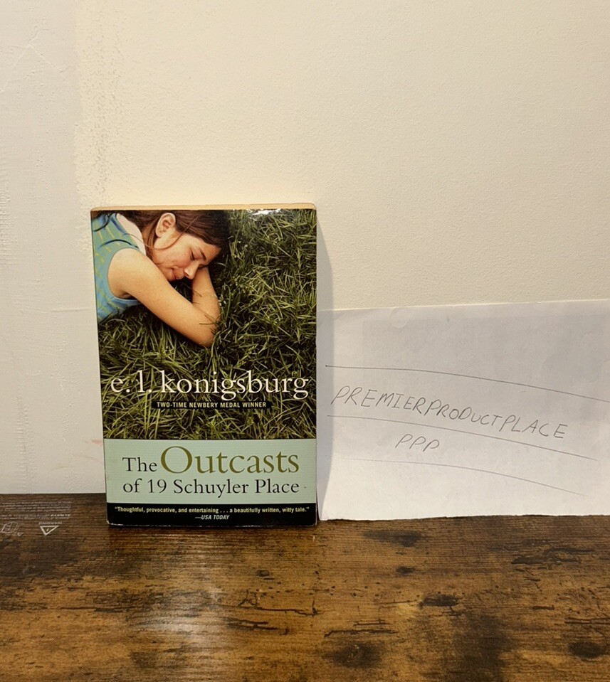 The Outcasts of 19 Schuyler Place (2004) by E. L. Konigsburg