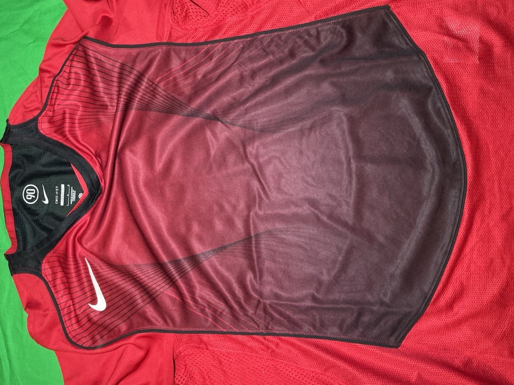 Nike Total 90 Dri-Fit Soccer Jersey Red Loose Fit HV1178-687 Men's Size Large