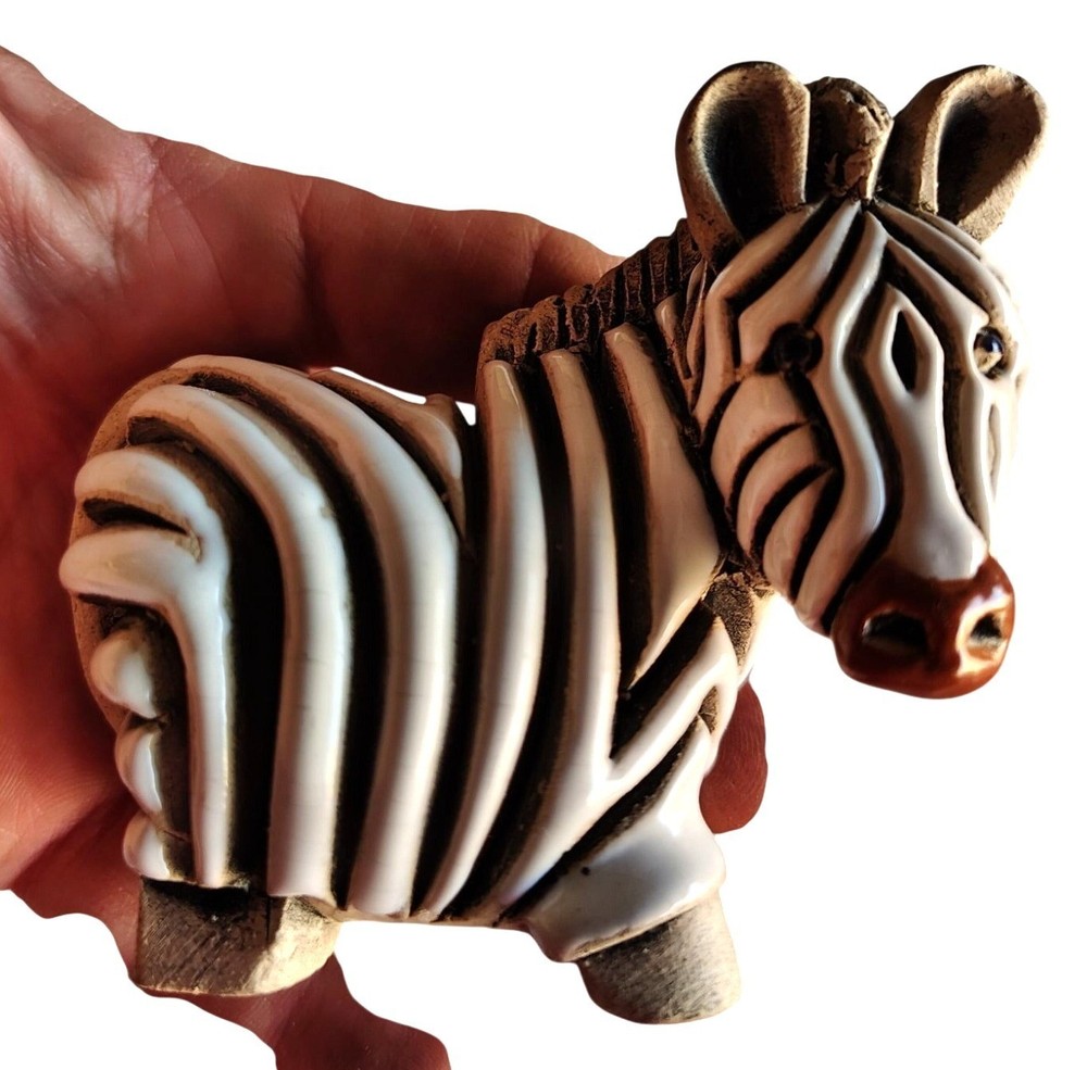 Artesania Rinconada Zebra Pottery Figurine Signed 3 Inch Tall