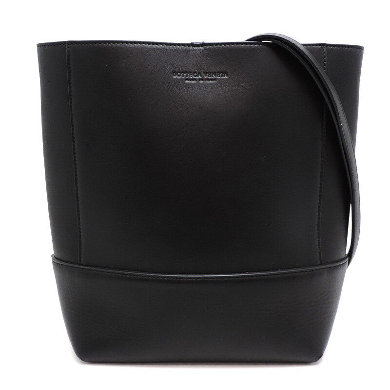 Bottega Veneta Black Leather Shoulder Bag Style 198646